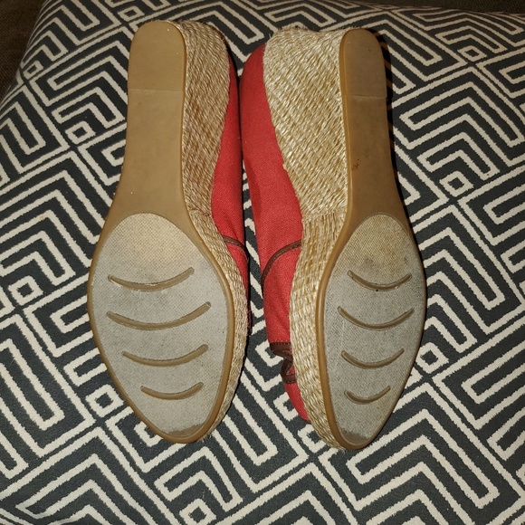 Merona Red Peep Toe Wedges Size 10 - Picture 5 of 6